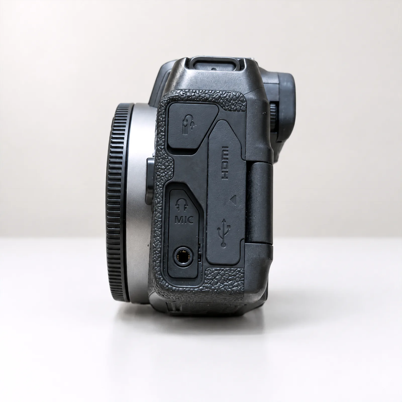 Used Canon EOS RP, photo 3 of 4