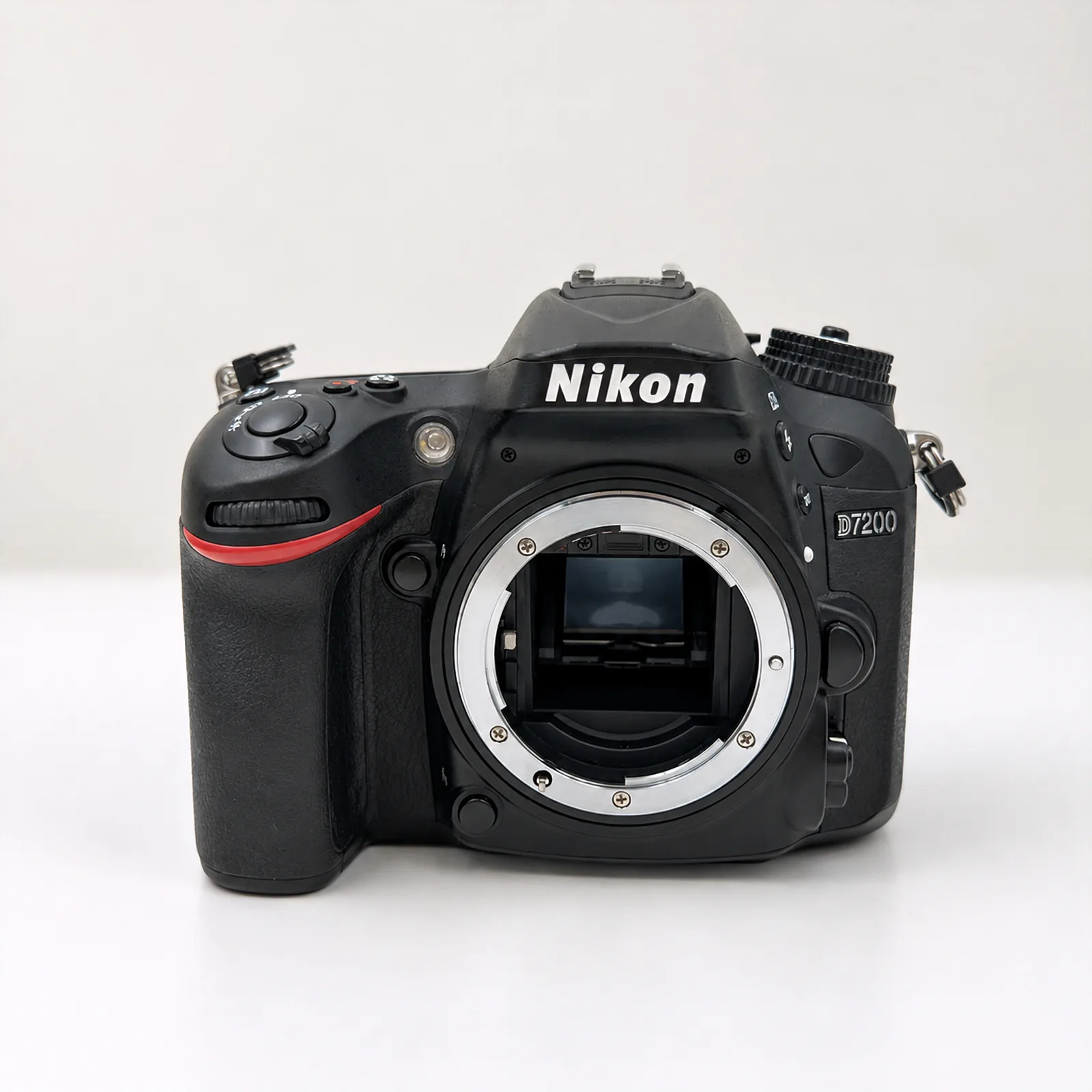 Used Nikon D7200, photo 1 of 5