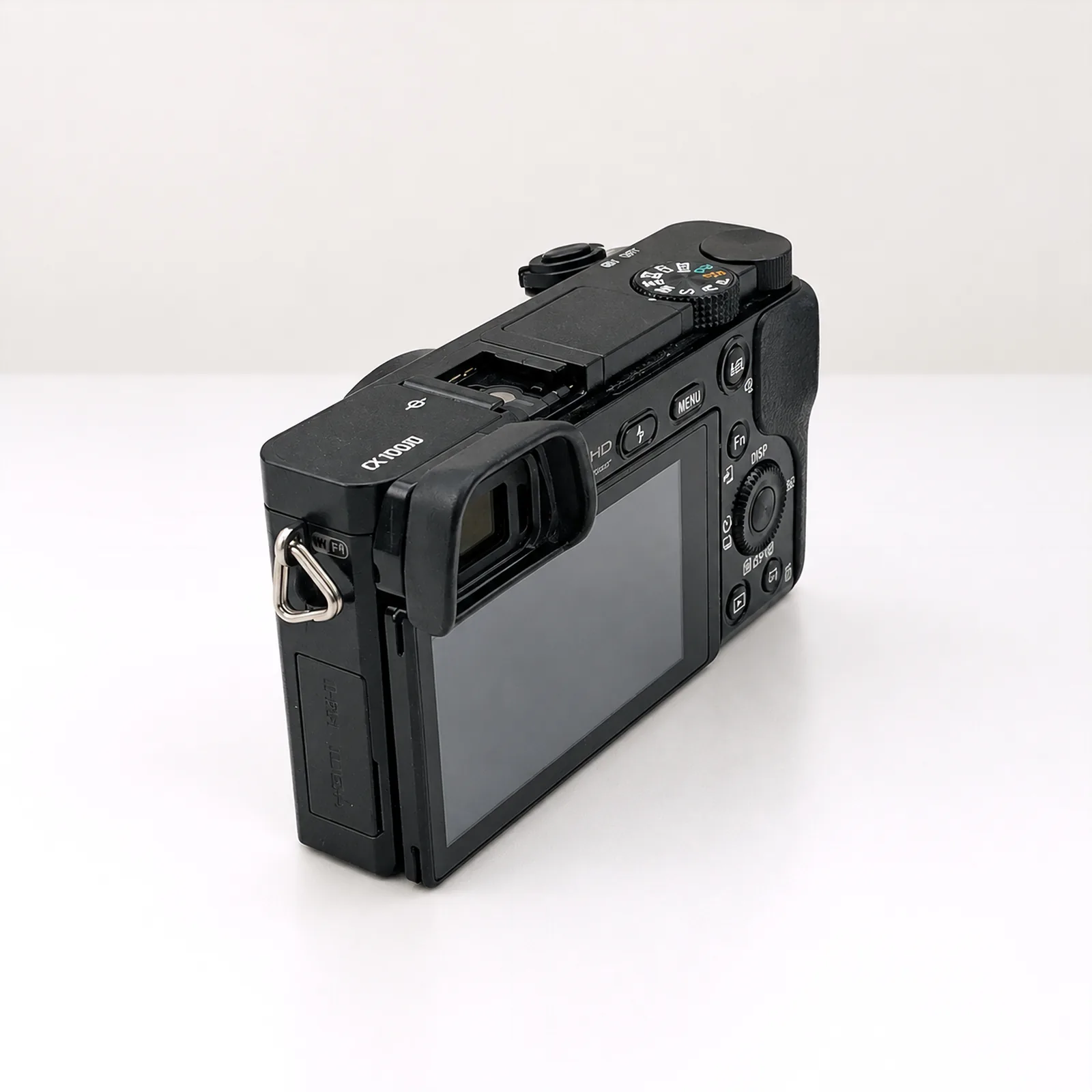 Used Sony α6000, photo 3 of 4